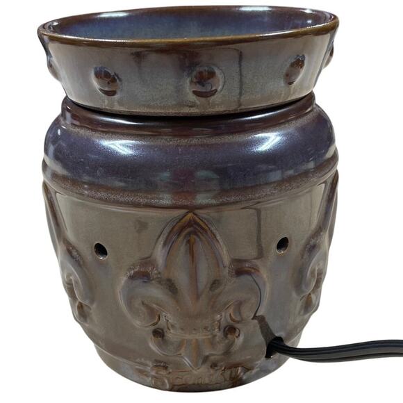 Scentsy Chateau Medium Size Warmer Fleur De Lis Design Used Tested Working - Picture 3 of 6